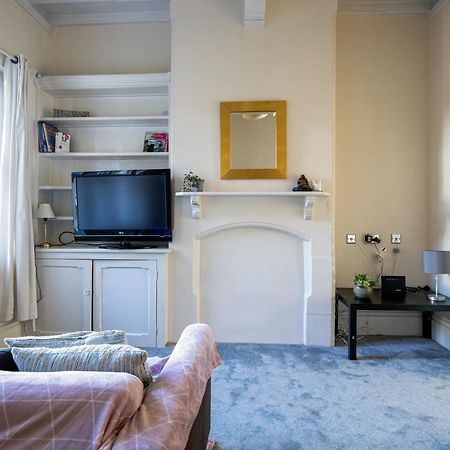 Centrally-Located Flat In Stunning Period Building Bristol Bagian luar foto