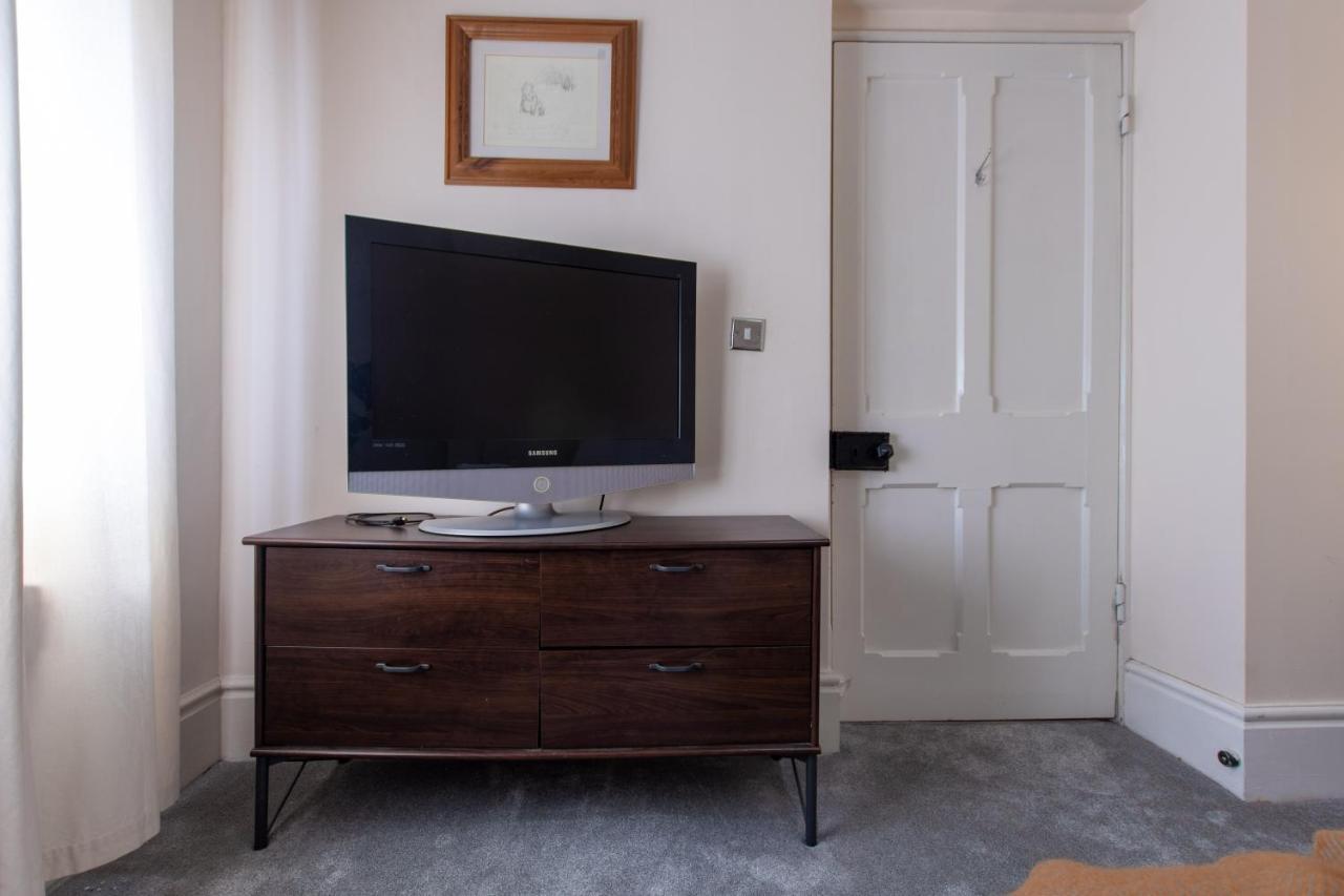 Centrally-Located Flat In Stunning Period Building Bristol Bagian luar foto